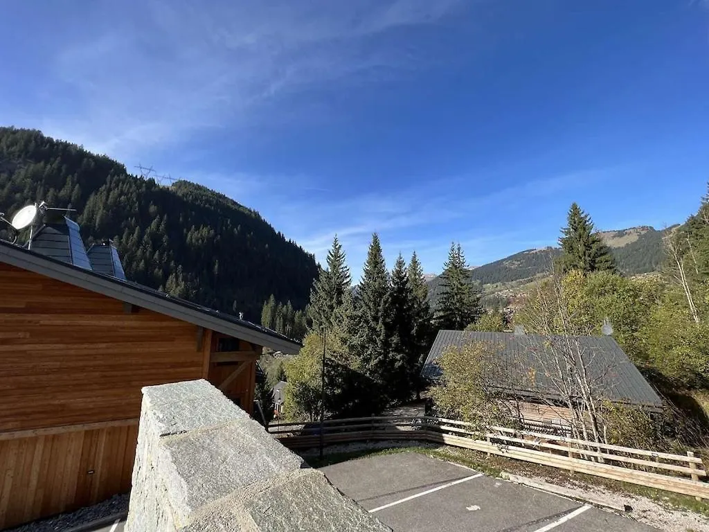 Les Freinets: Alpine Retreat with Optional Multipass Apartment Chatel