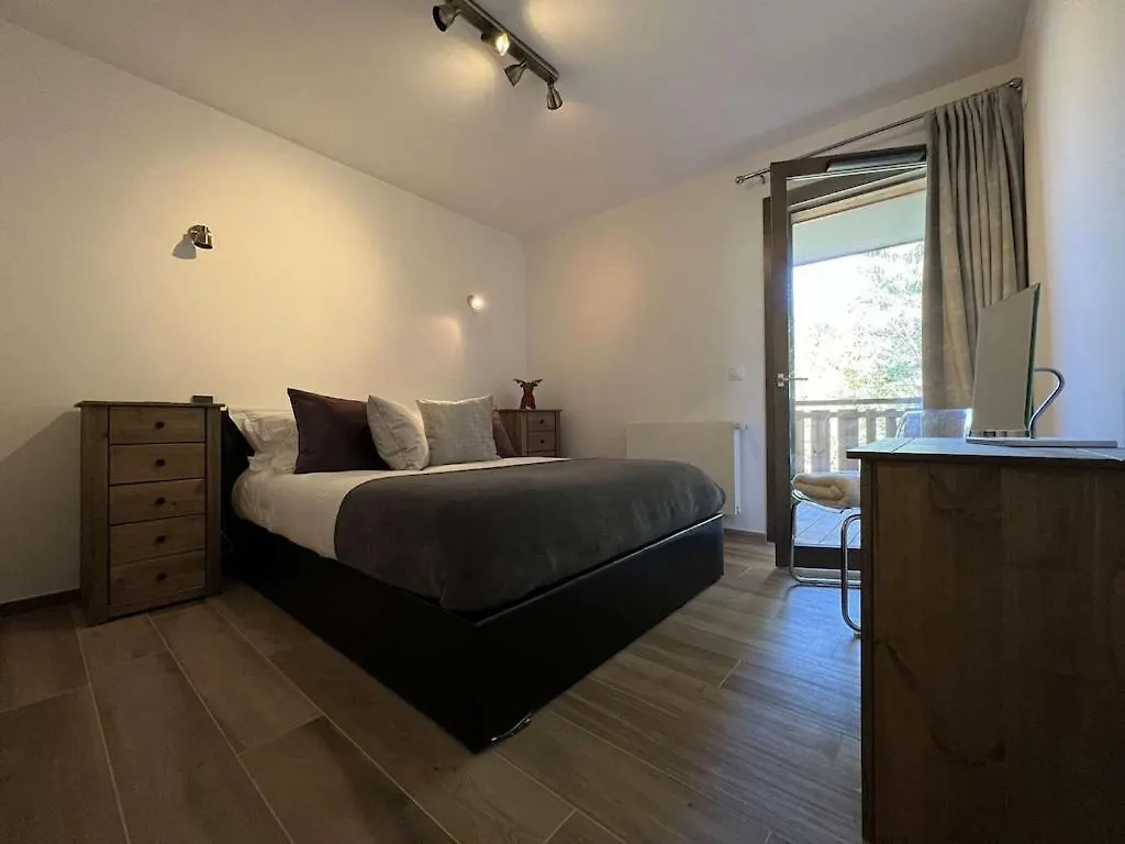 Les Freinets: Alpine Retreat with Optional Multipass Apartment Chatel